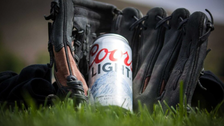 Sports Product Photography: A Masterclass in Capturing Athletic Gear – Copy