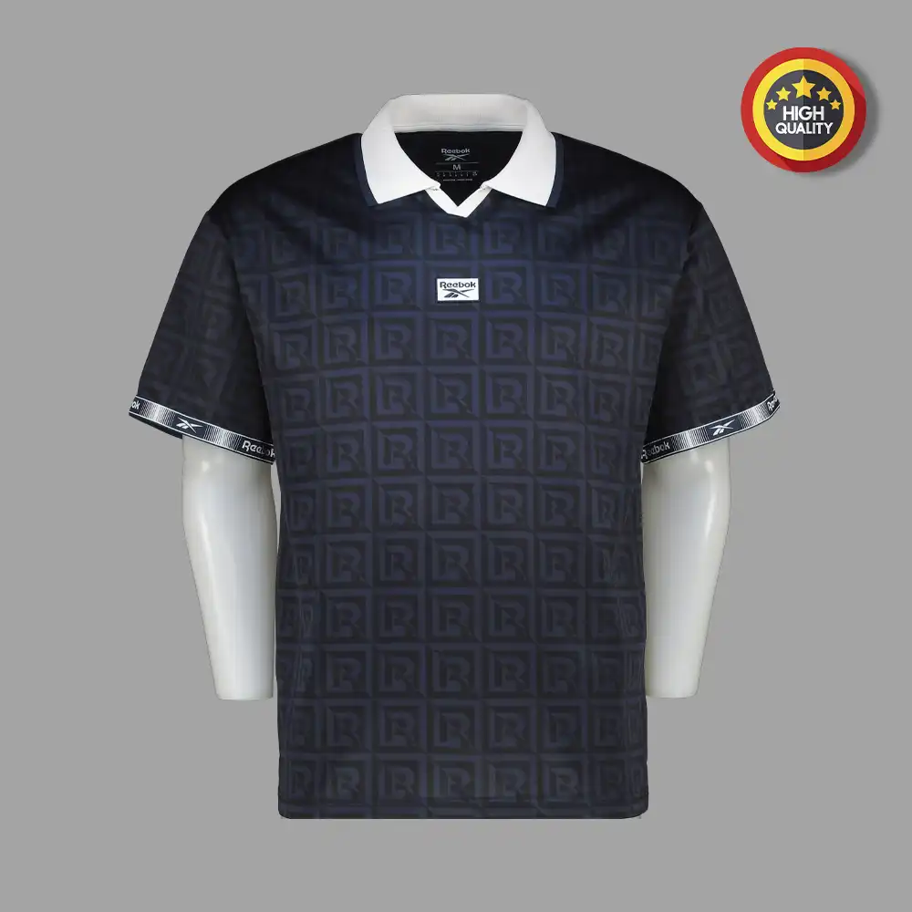 T-Shirt Ghost Mannequin Effect Before